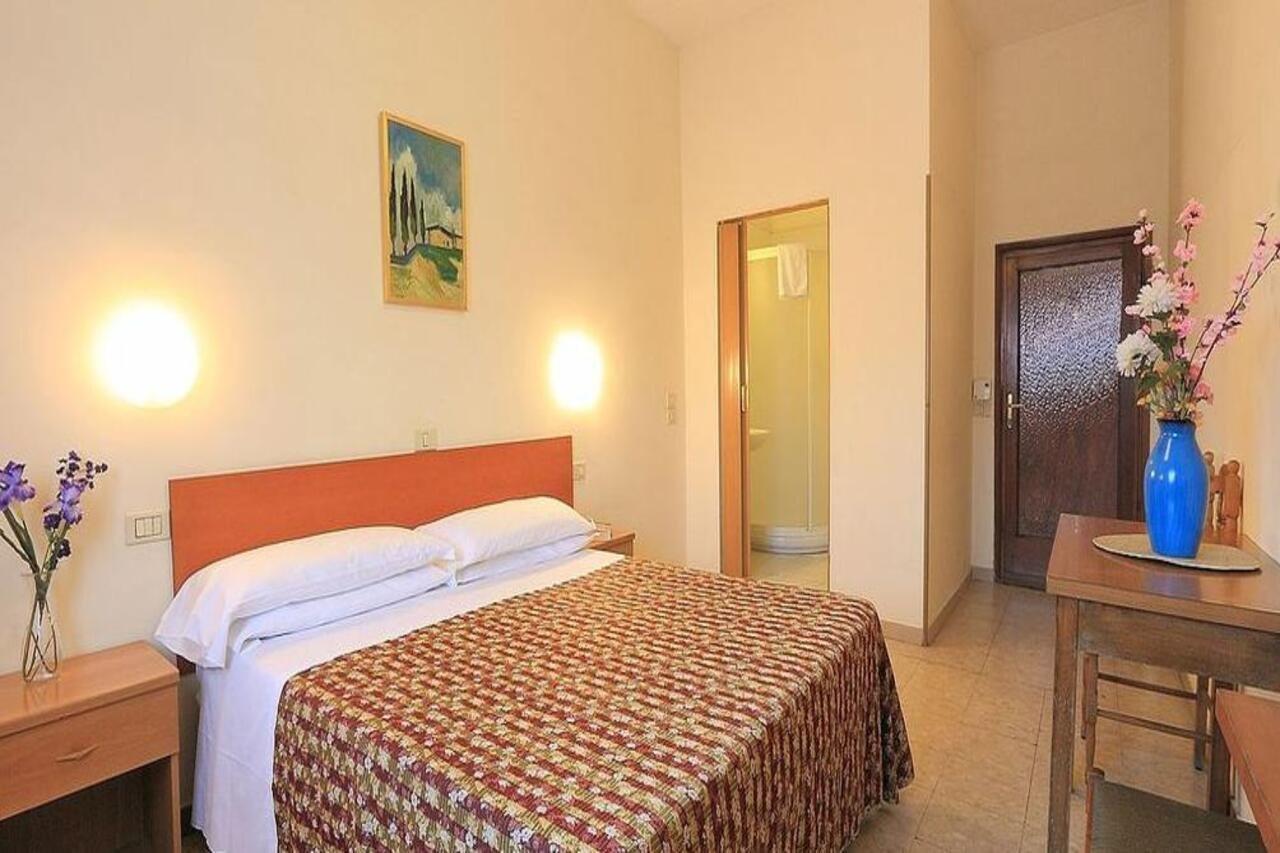 Hotel Ottaviani Florence Buitenkant foto