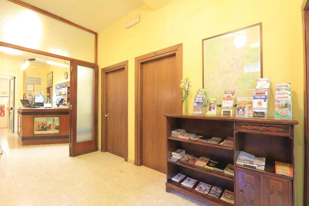 Hotel Ottaviani Florence Buitenkant foto