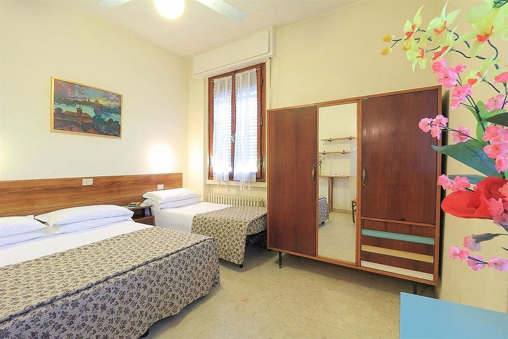 Hotel Ottaviani Florence Buitenkant foto